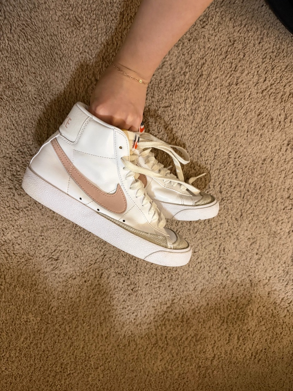 Nike pink blazers size 6